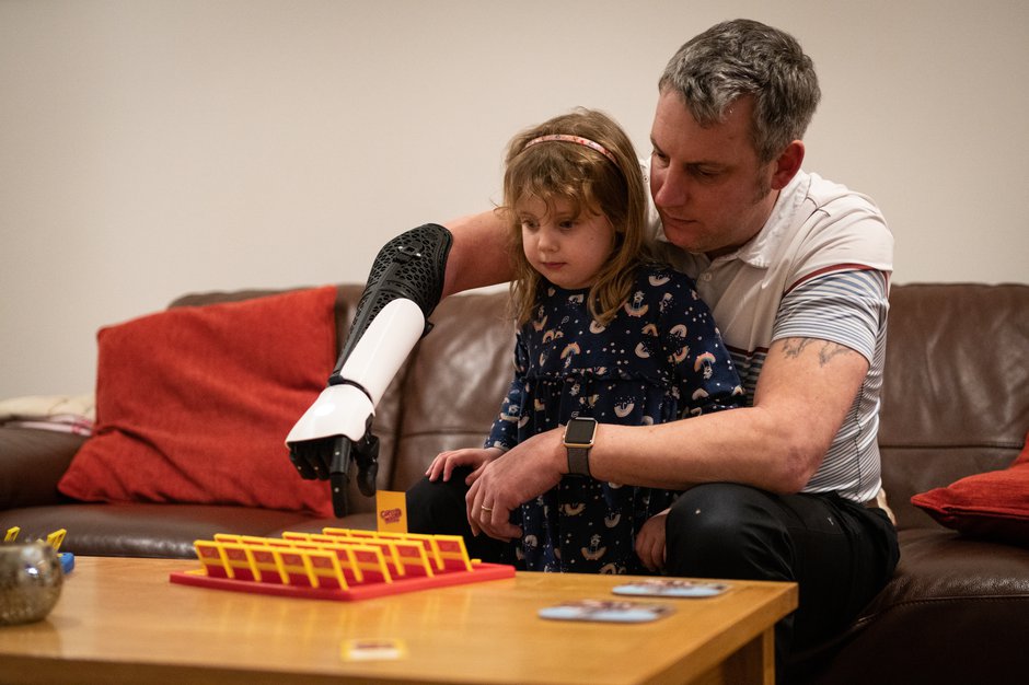 SWNS_BIONIC_ARM_12.jpg